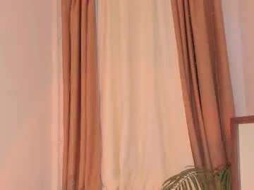 bedroomeyess – webcam model profile photo Image 15