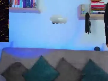 lynn9000 – webcam model profile photo Image 16