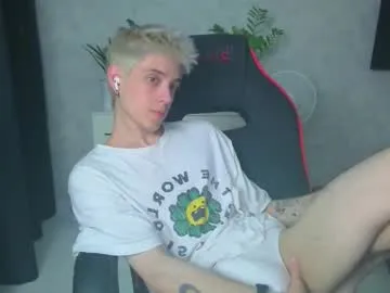 octavarium211 – webcam model profile photo Image 3