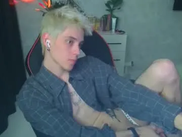 octavarium211 – webcam model profile photo Image 5