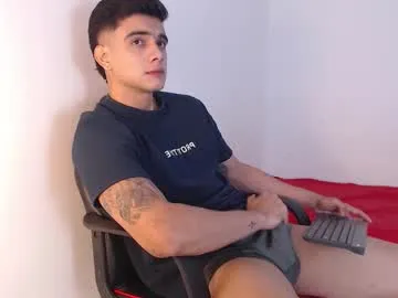 octavarium211 – webcam model profile photo Image 14