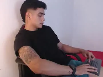 octavarium211 – webcam model profile photo Image 17