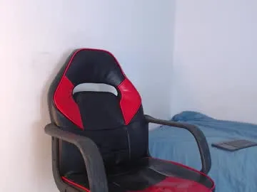 octavarium211 – webcam model profile photo Image 18