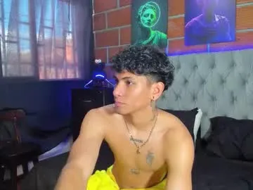 Allla – webcam model profile photo Image 2