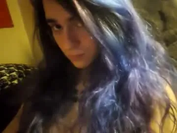 Alicatcua_ – webcam model profile photo Image 8