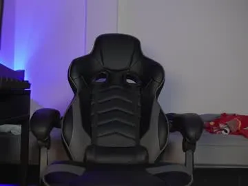 millemimi – webcam model profile photo Image 14