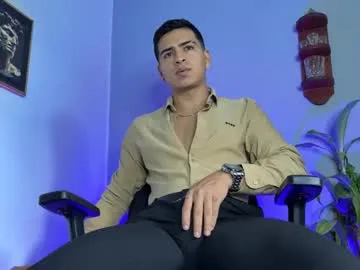 kinksubbydubby – webcam model profile photo Image 4