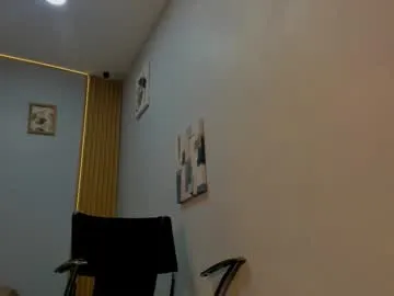 primarch777 – webcam model profile photo Image 3