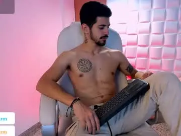 Alicatcua_ – webcam model profile photo Image 12