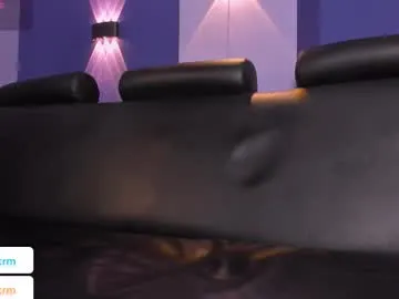 Alicatcua_ – webcam model profile photo Image 18