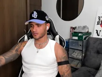 faplex – webcam model profile photo Image 7