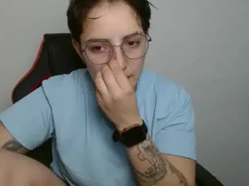 Rinamay_ – webcam model profile photo Image 5