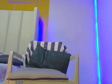 samanthacarteer – webcam model profile photo Image 6