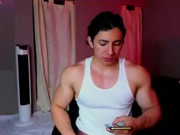 octavarium211 – webcam model profile photo Image 4