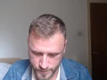 leonnextdoor – webcam model profile photo Image 12