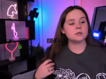 IORio2 – webcam model profile photo Image 2