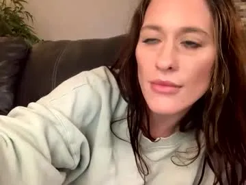 madewithhell – webcam model profile photo Image 12