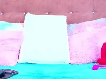 BelleLouiseVp – webcam model profile photo Image 2