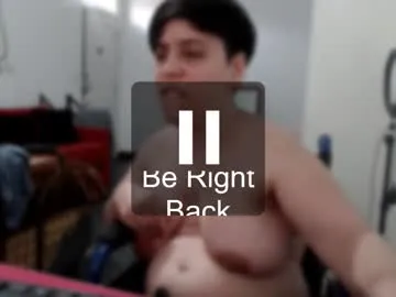 Rinamay_ – webcam model profile photo Image 12