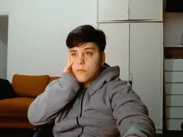 Rinamay_ – webcam model profile photo Image 2