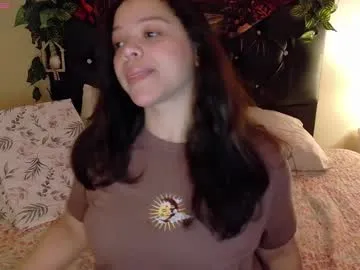 kentha_mitchells – webcam model profile photo Image 9
