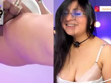 Gingerjigle – webcam model profile photo Image 16