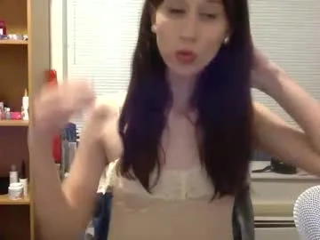 HopeHeaven – webcam model profile photo Image 5