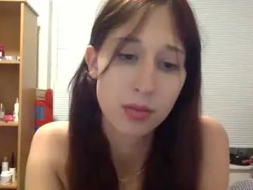 HopeHeaven – webcam model profile photo Image 6