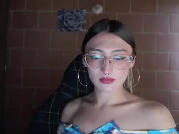 millemimi – webcam model profile photo Image 8