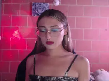 millemimi – webcam model profile photo Image 9