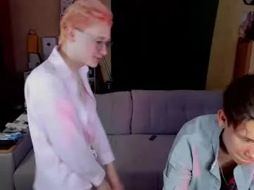 IORio2 – webcam model profile photo Image 4