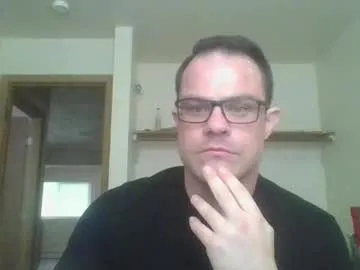 DoubleChris – webcam model profile photo Image 13
