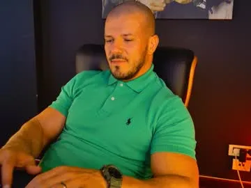 tai_fun – webcam model profile photo Image 12