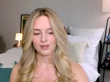 lucretiaburnaugh – webcam model profile photo Image 18