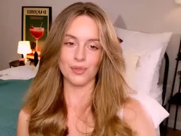 lucretiaburnaugh – webcam model profile photo Image 6