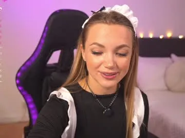 Rinamay_ – webcam model profile photo Image 2