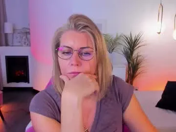 ameli_shell – webcam model profile photo Image 19