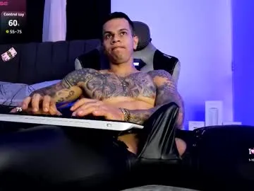 HopeHeaven – webcam model profile photo Image 15