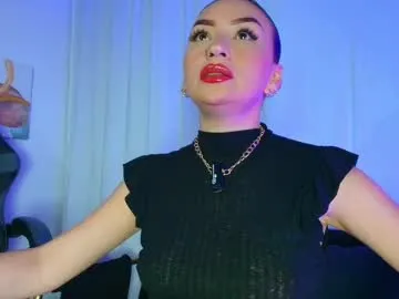 ameliaivory – webcam model profile photo Image 18