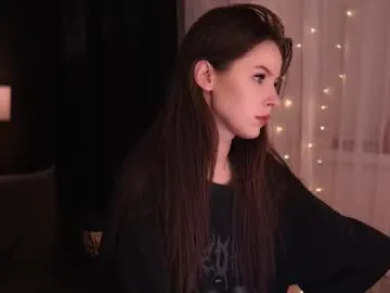 lucretiaburnaugh – webcam model profile photo Image 5