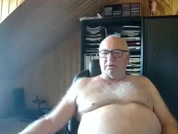 antonnello_ – webcam model profile photo Image 16