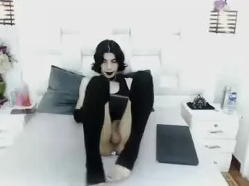 IORio2 – webcam model profile photo Image 14