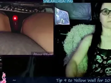 mo0n_goddess – webcam model profile photo Image 16