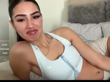 emilyywatson – webcam model profile photo Image 10