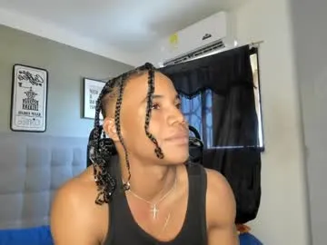 HoneyNSir – webcam model profile photo Image 5