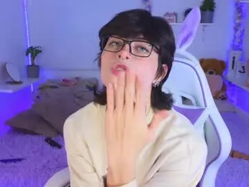 sigmasian – webcam model profile photo Image 8