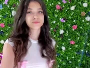 yoki_shizuko – webcam model profile photo Image 4