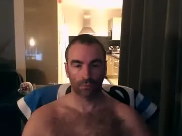 little_daniell – webcam model profile photo Image 4