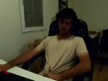 Keep_us_wild – webcam model profile photo Image 2