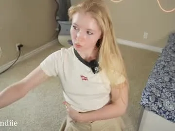 bestblondiiecb Image 3